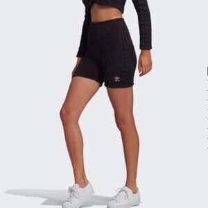 Adidas loungewear cozy shorts women’s XS